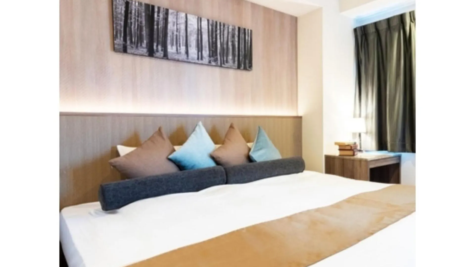 Nihonbashi Crystal Hotel II - Vacation Stay 99909V Ósaka